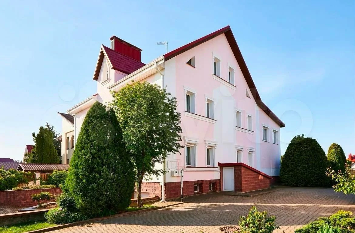 Main Residence · South Facade